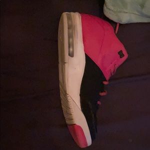 I’m selling these shoes because I never wear them.